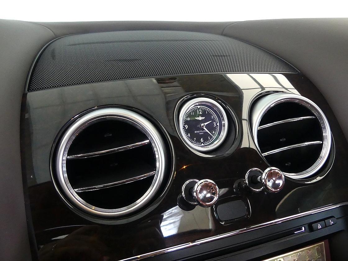 벤틀리 플라잉스퍼 2세대 4.0