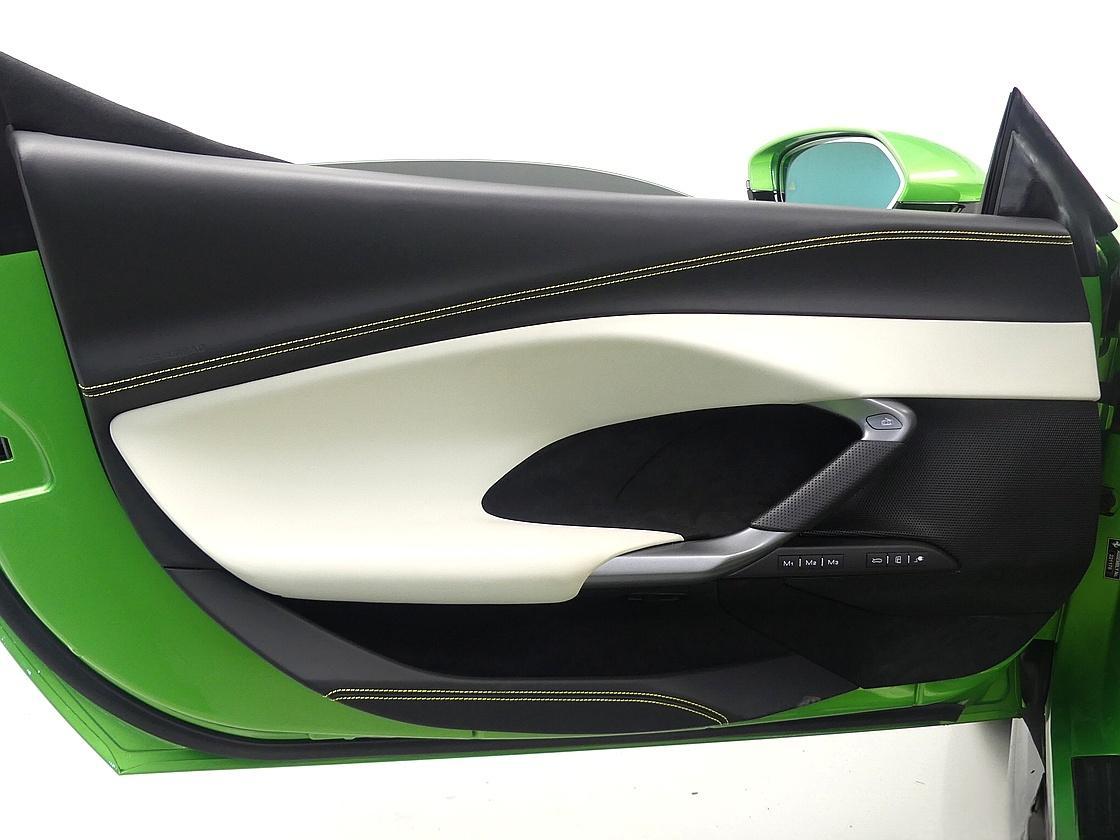 페라리 296 GTS 3.0 PHEV