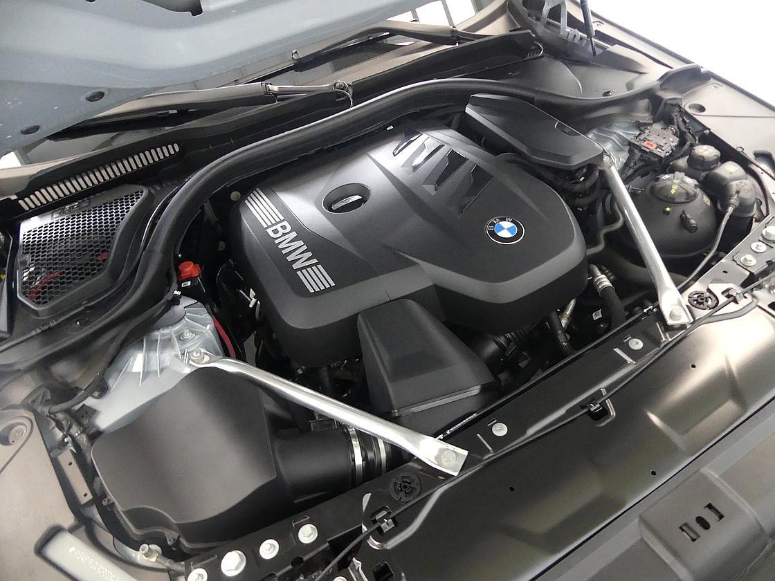 BMW 8세대 530i xDrive M 스포츠