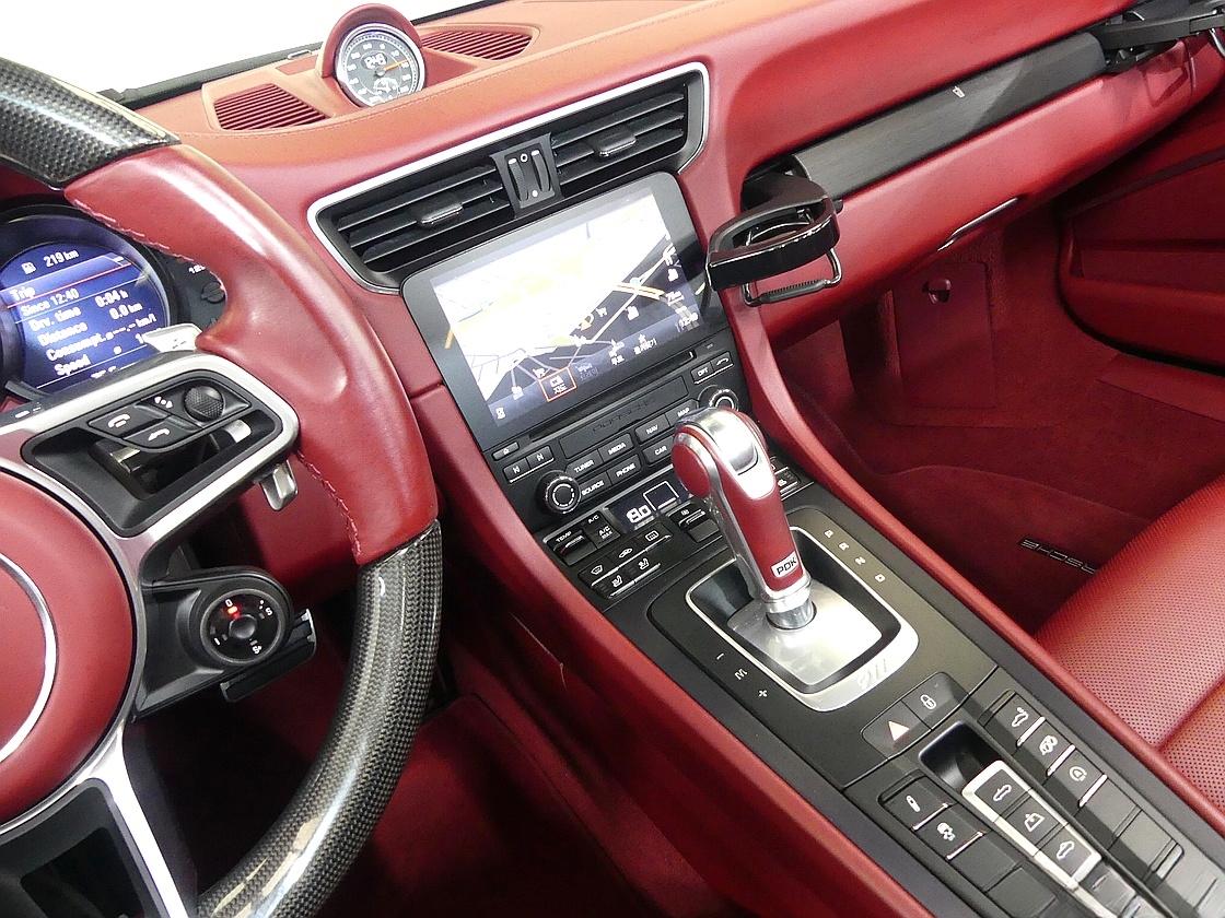 포르쉐 911 8세대 카레라 4 GTS 카브리올레