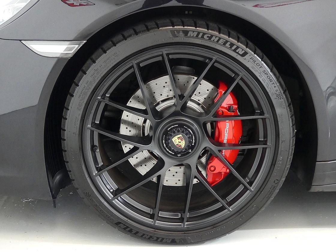 포르쉐 911 8세대 카레라 4 GTS 카브리올레