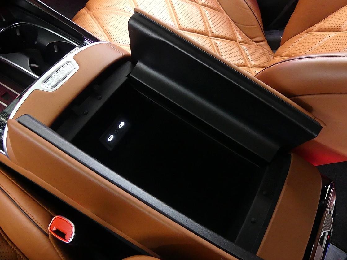 벤츠 마이바흐 2세대 S580 4매틱