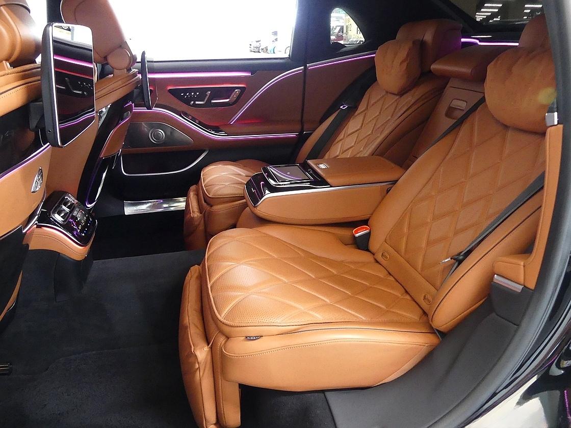 벤츠 마이바흐 2세대 S580 4매틱