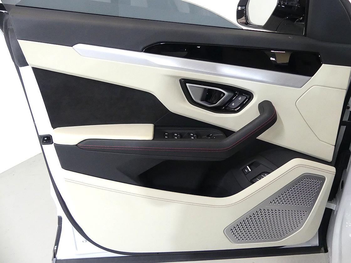 람보르기니 우루스 4.0 V8 S