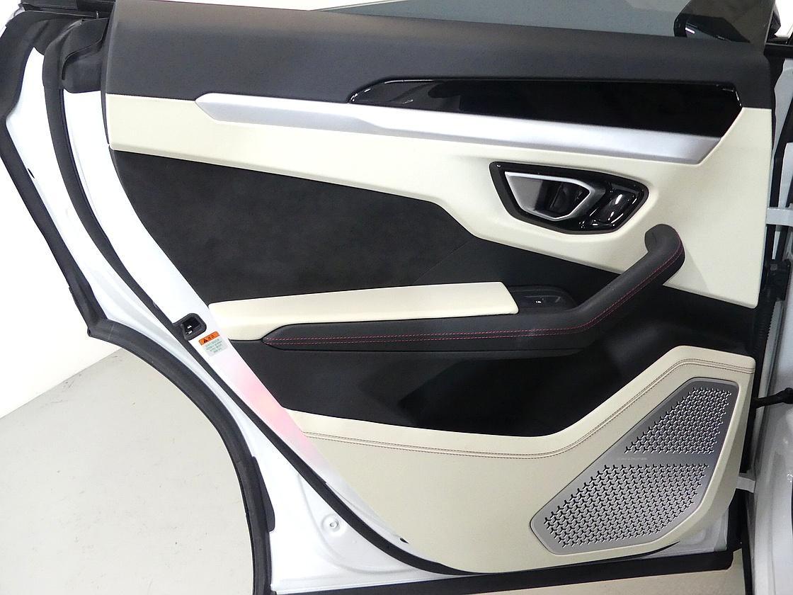 람보르기니 우루스 4.0 V8 S