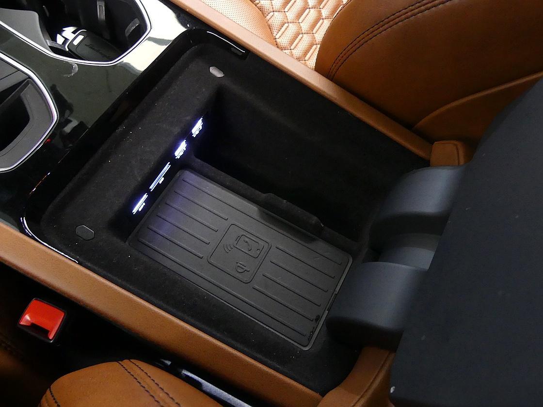 람보르기니 우루스 4.0 V8