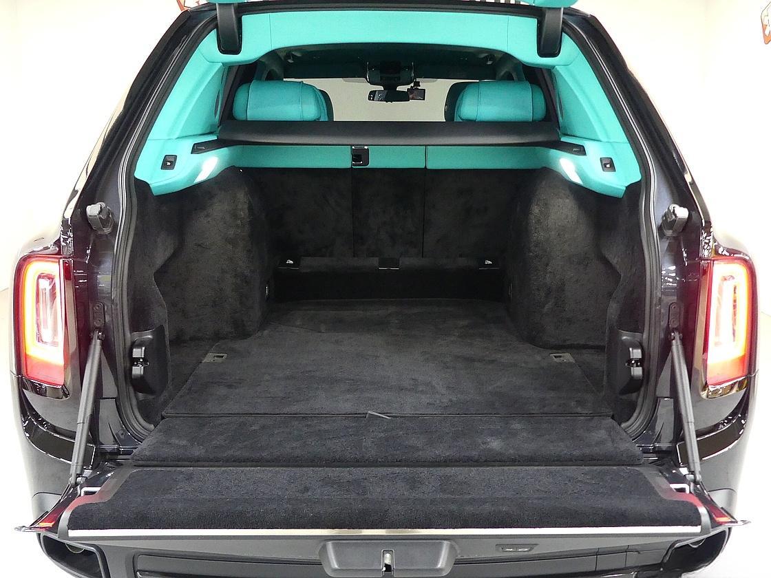 롤스로이스 컬리넌 6.7 V12