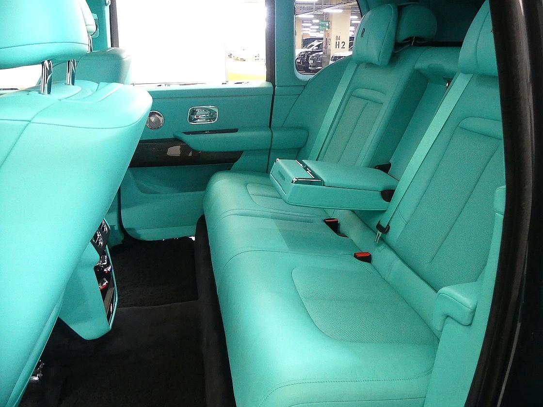 롤스로이스 컬리넌 6.7 V12