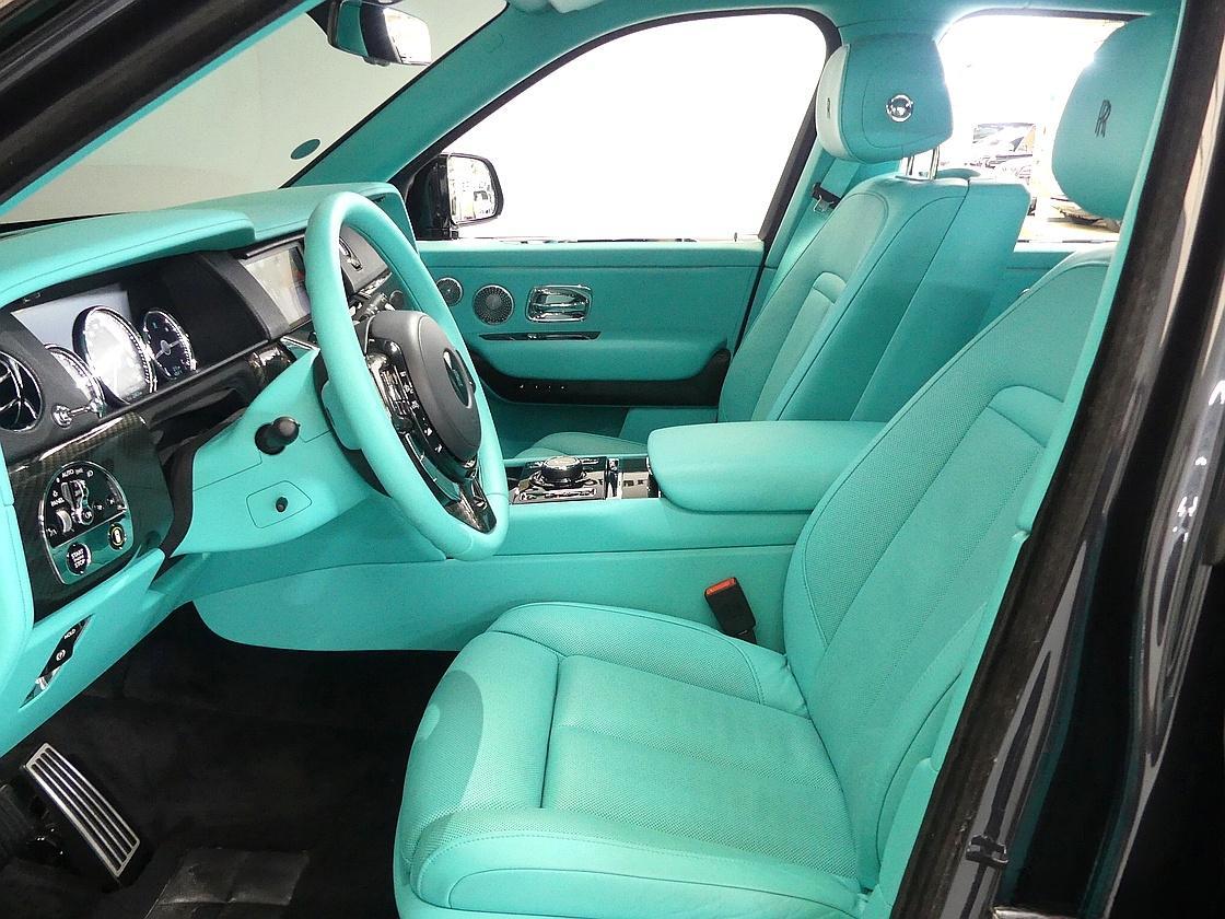 롤스로이스 컬리넌 6.7 V12