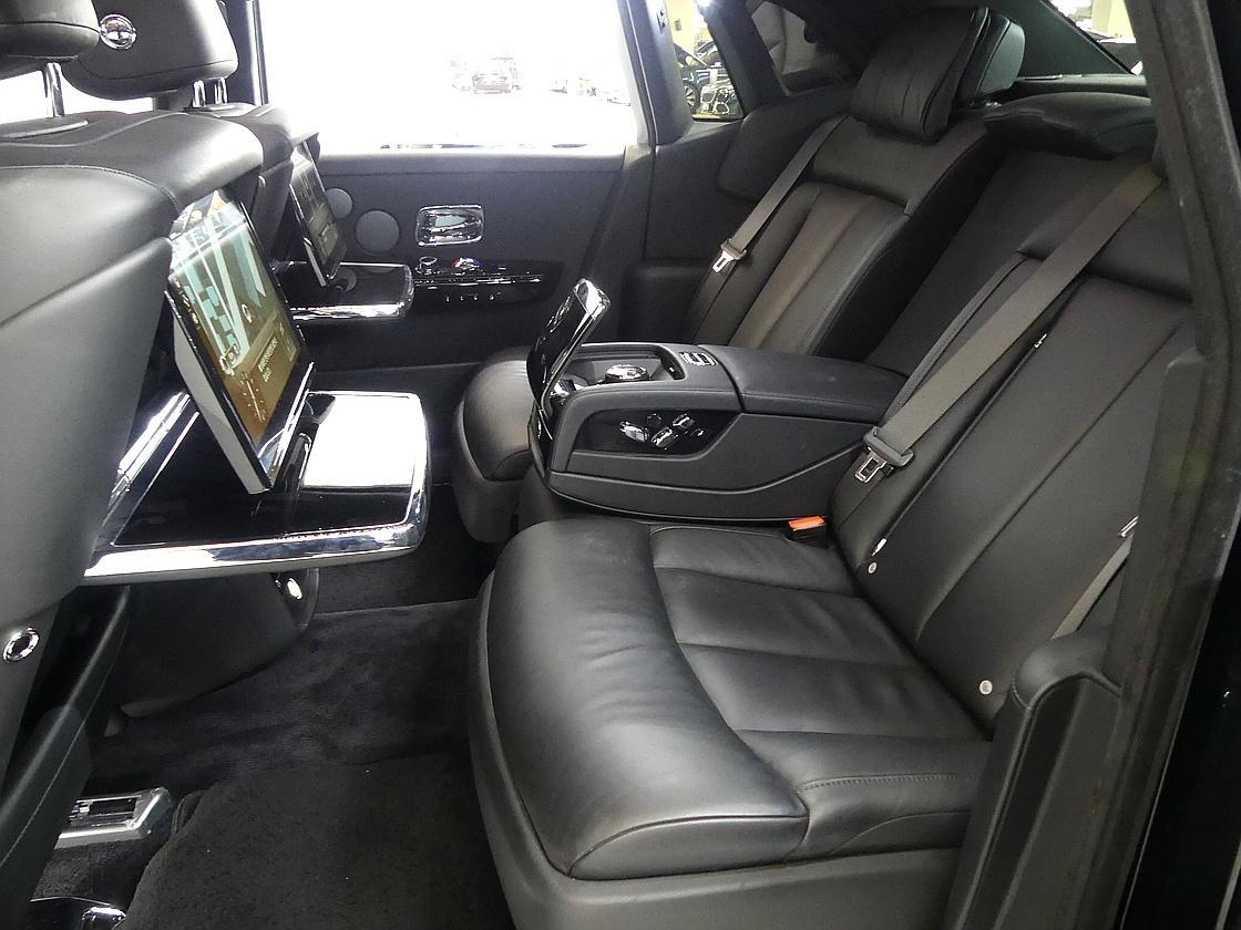 롤스로이스 팬텀 8세대 6.7 V12