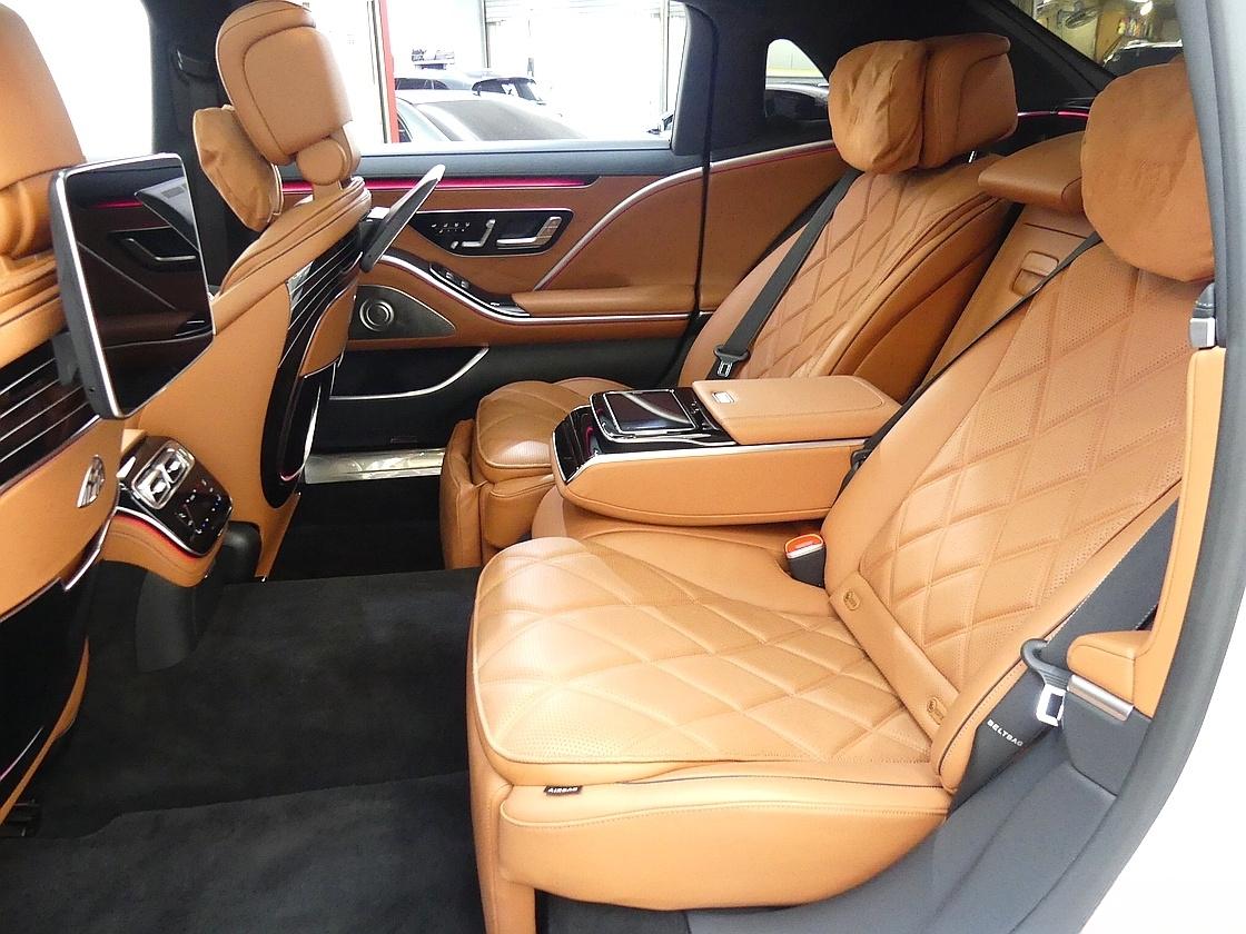 벤츠 마이바흐 2세대 S580 4매틱