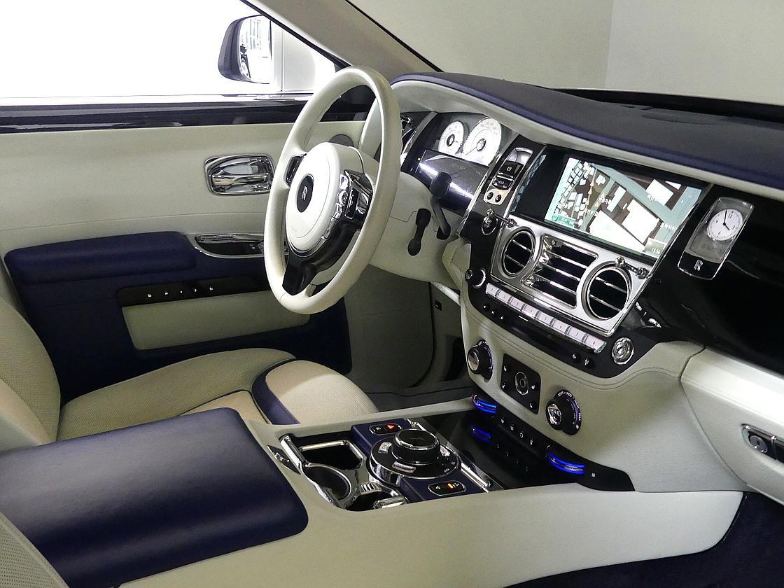 롤스로이스 고스트 1세대 시리즈2 6.6 V12