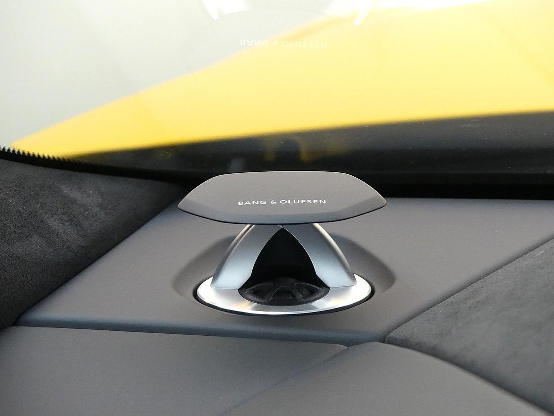 람보르기니 우루스 4.0 V8