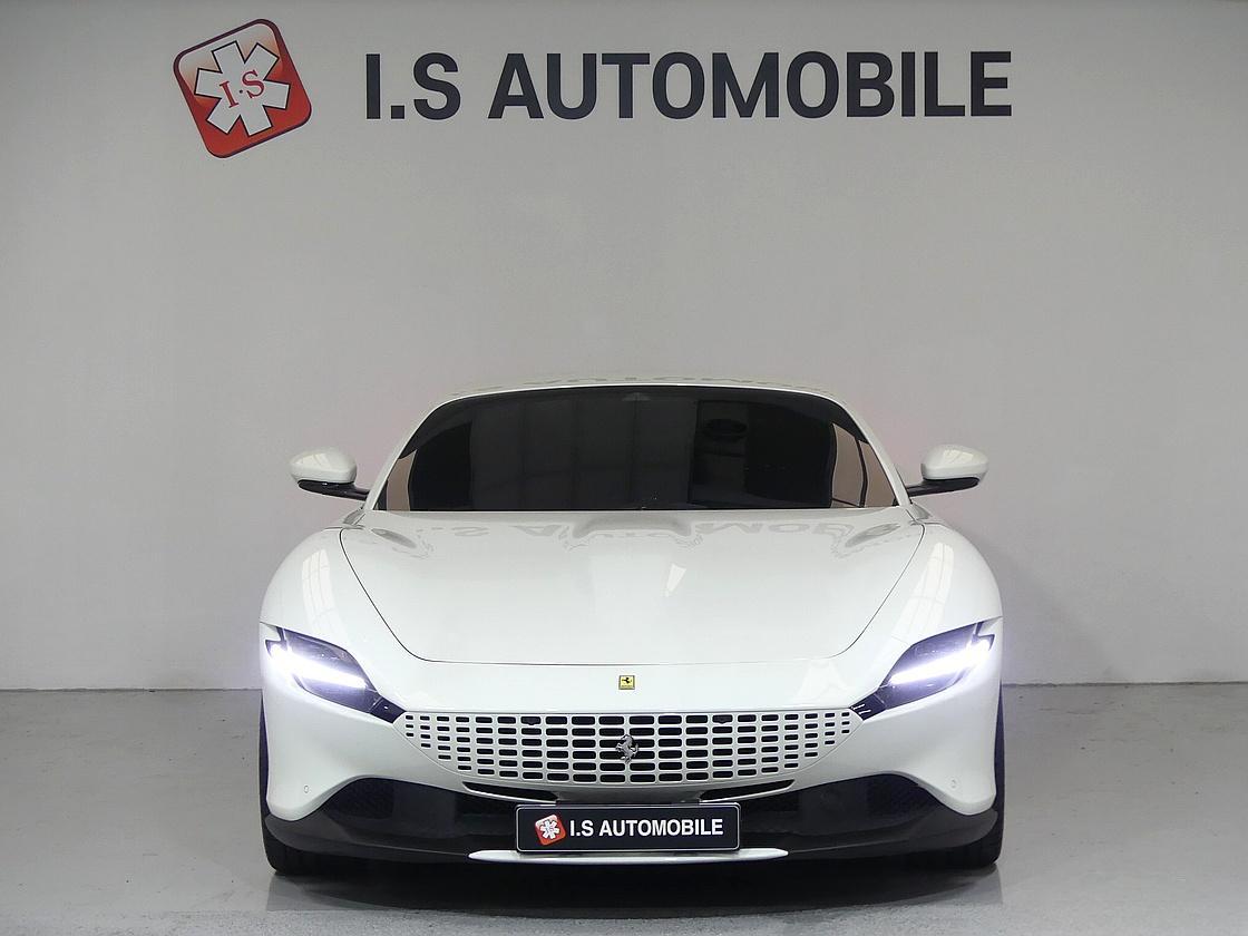 페라리 로마 3.9 V8