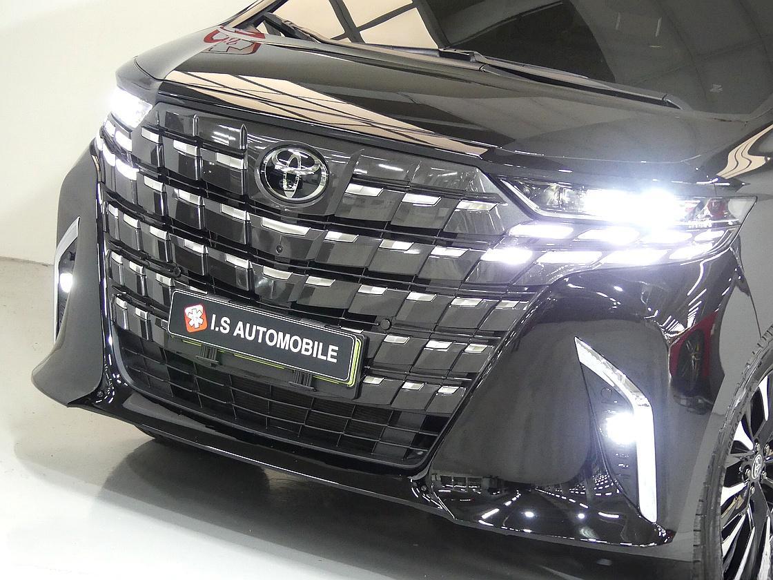 토요타 알파드 2.5 HEV AWD