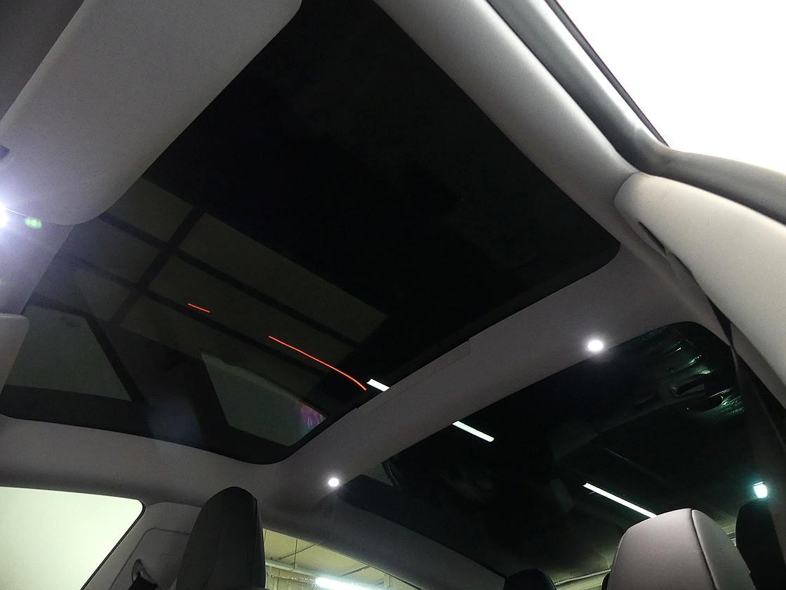 테슬라 모델 3 하이랜드 RWD