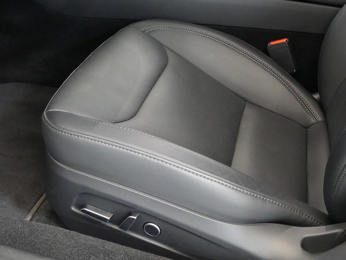 테슬라 모델 3 하이랜드 RWD