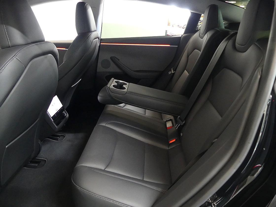 테슬라 모델 3 하이랜드 RWD