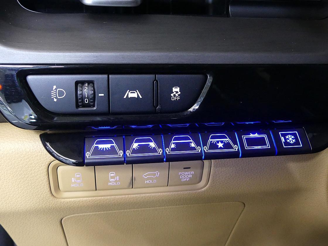 에스모터스 카니발 하이리무진 벤테일러