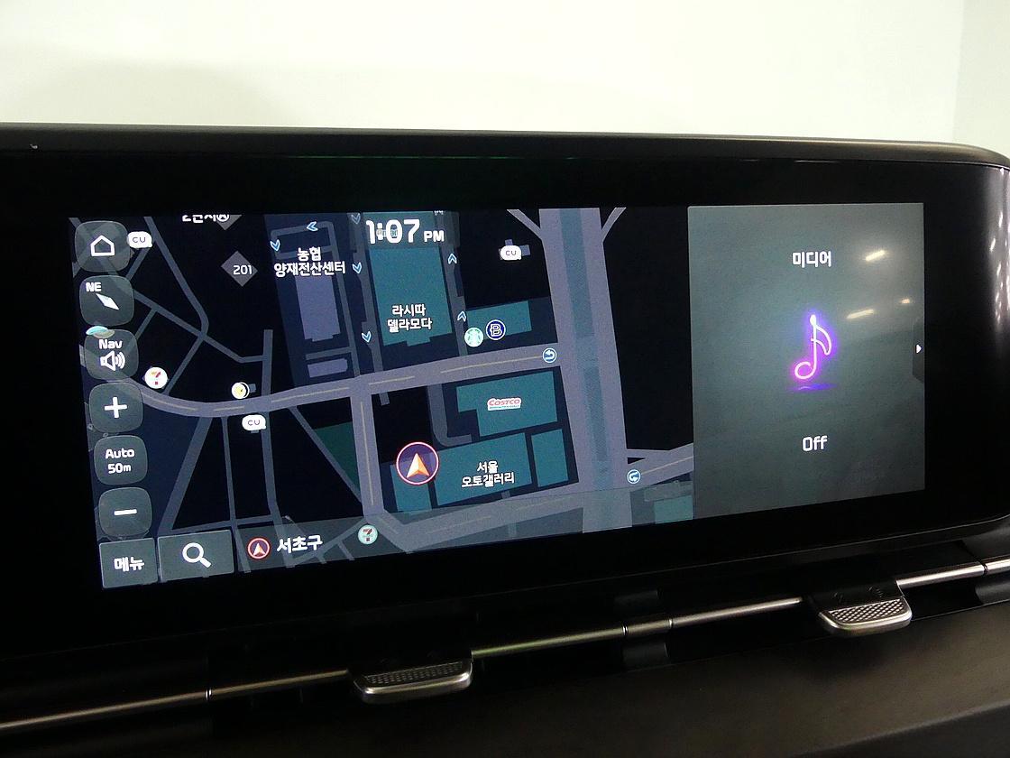 에스모터스 카니발 하이리무진 벤테일러