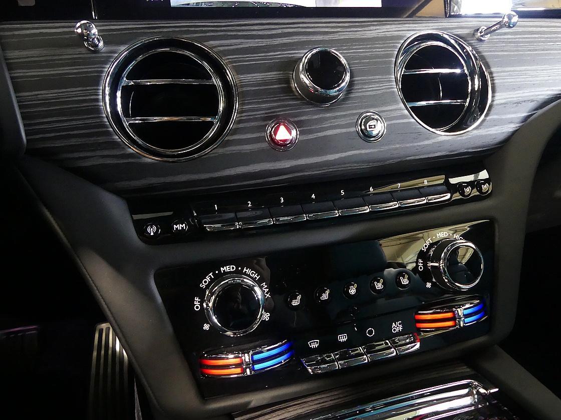 롤스로이스 스펙터