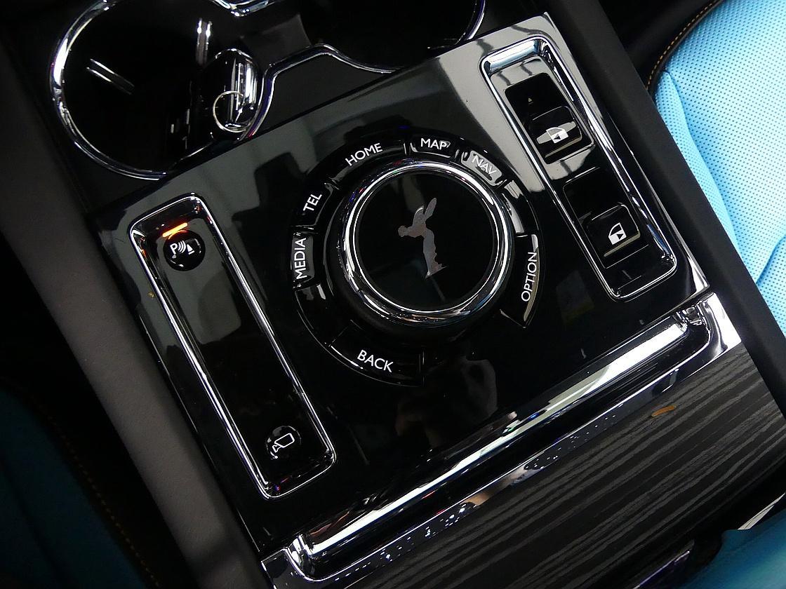 롤스로이스 스펙터