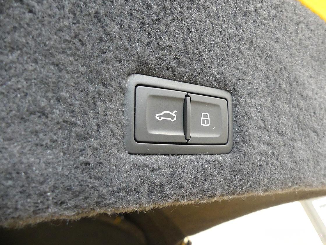 람보르기니 우루스 4.0 V8