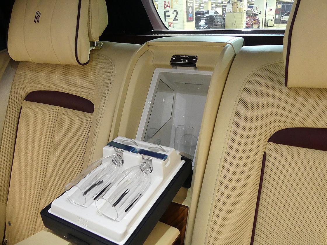 롤스로이스 컬리넌 6.7 V12