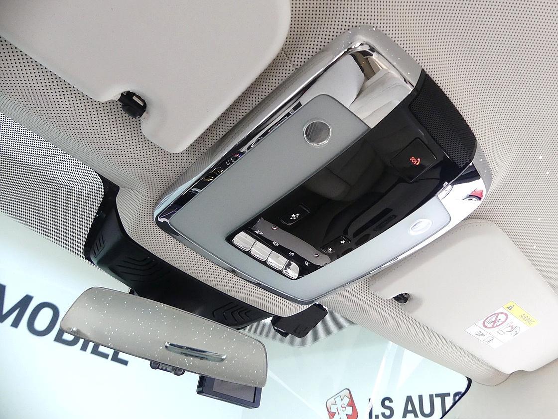 롤스로이스 컬리넌 6.7 V12