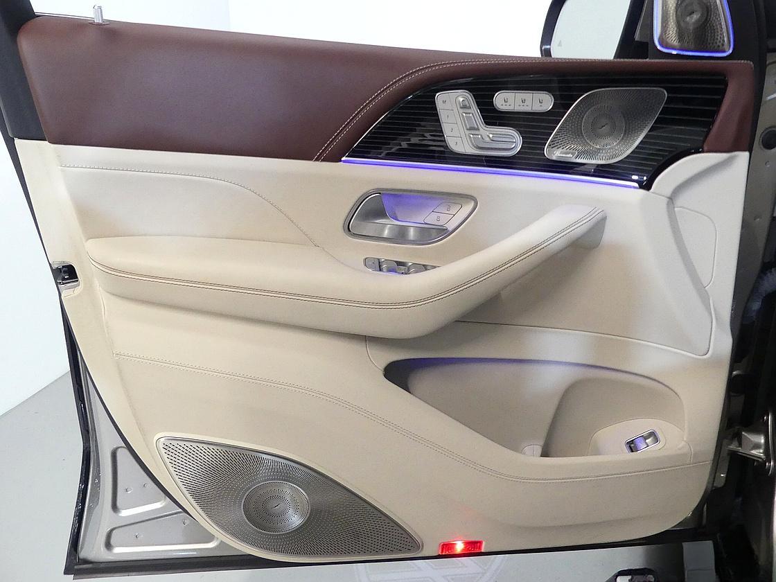 벤츠 마이바흐 GLS 600 4매틱 마누팍투어