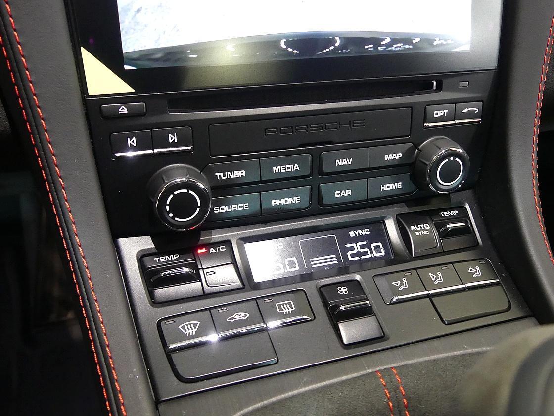 포르쉐 718 카이맨 4.0 GT4 스포츠컵 에디션