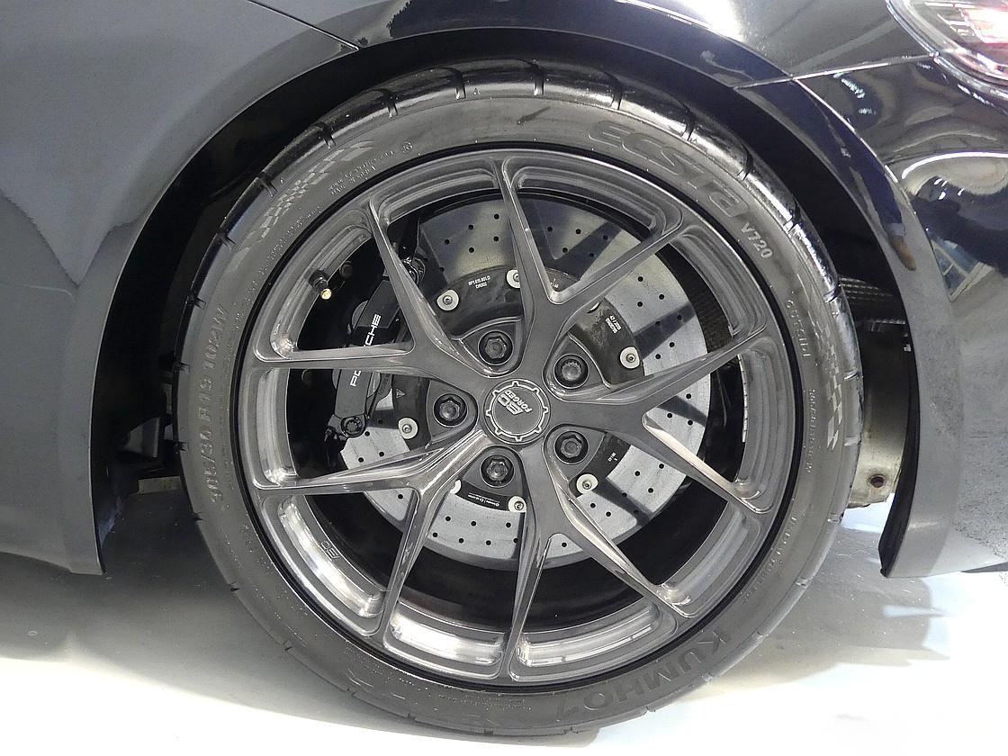 포르쉐 718 카이맨 4.0 GT4 스포츠컵 에디션