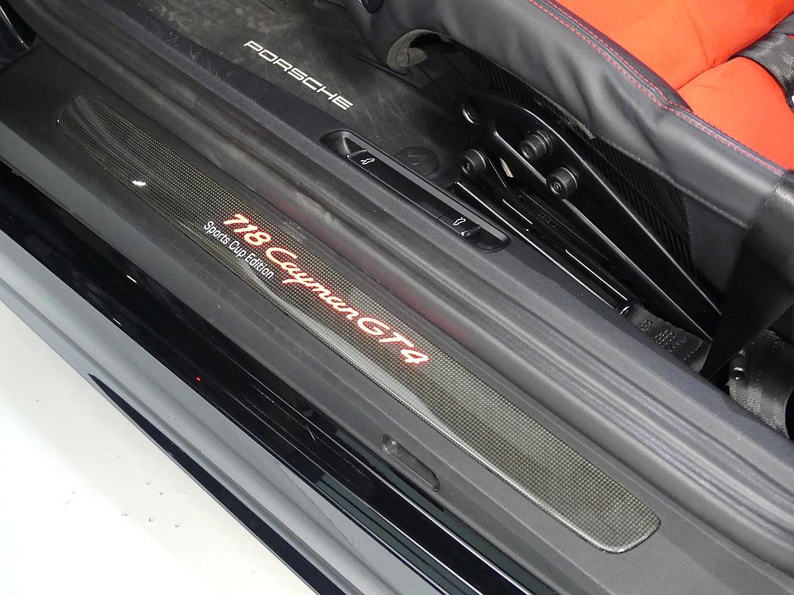 포르쉐 718 카이맨 4.0 GT4 스포츠컵 에디션