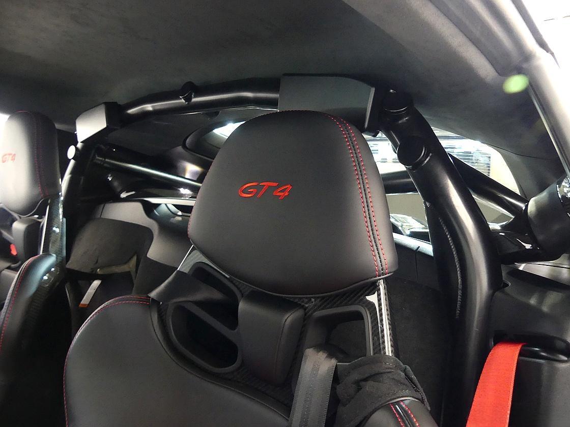 포르쉐 718 카이맨 4.0 GT4 스포츠컵 에디션