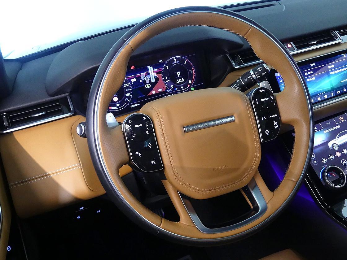 랜드로버 레인지로버 벨라 3.0 D300 R-다이나믹 HSE