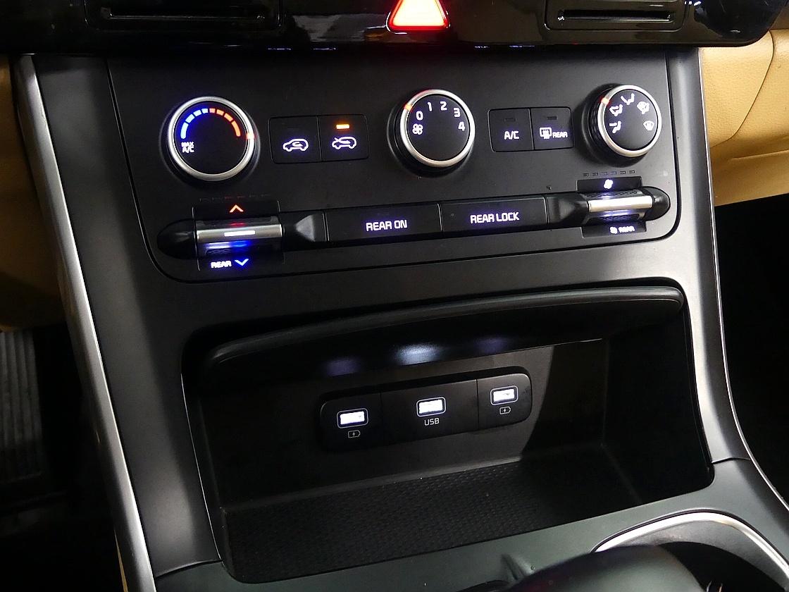 기아 카니발2.2디젤9인승 프레스티지