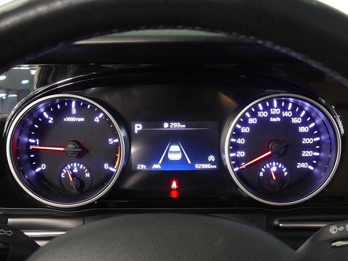 기아 카니발2.2디젤9인승 프레스티지