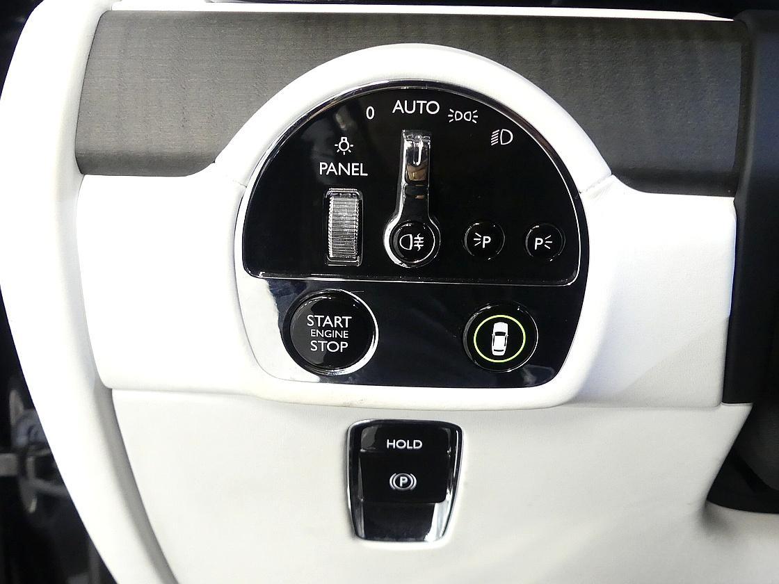 롤스로이스 고스트 2세대 6.7 V12 EWB