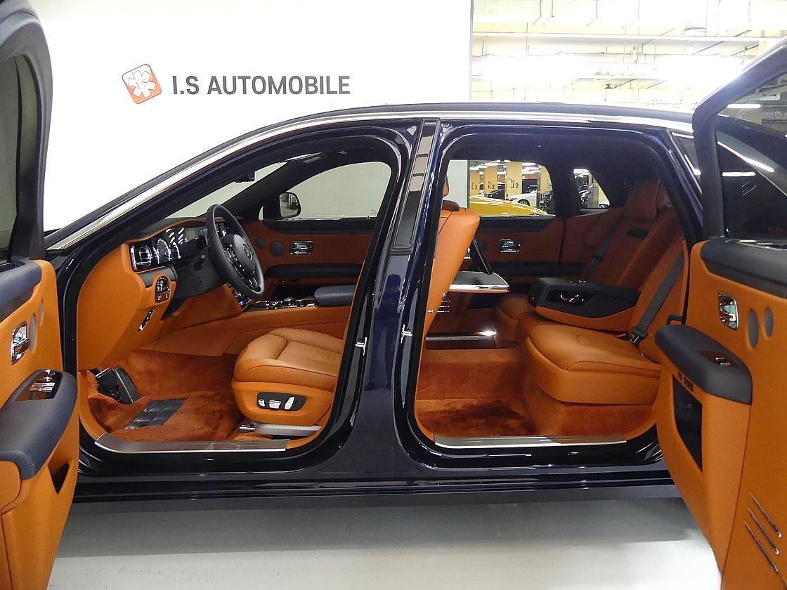 롤스로이스 고스트 2세대 6.7 V12 EWB