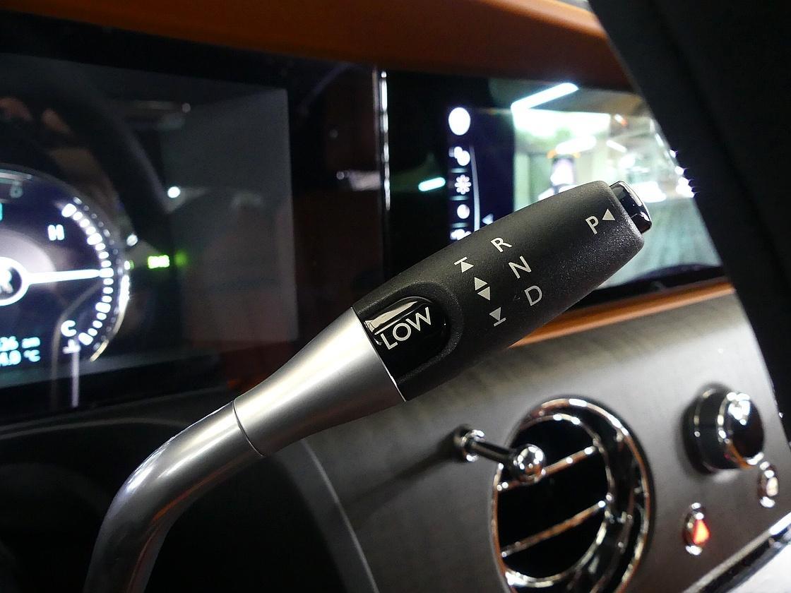 롤스로이스 고스트 2세대 6.7 V12 EWB