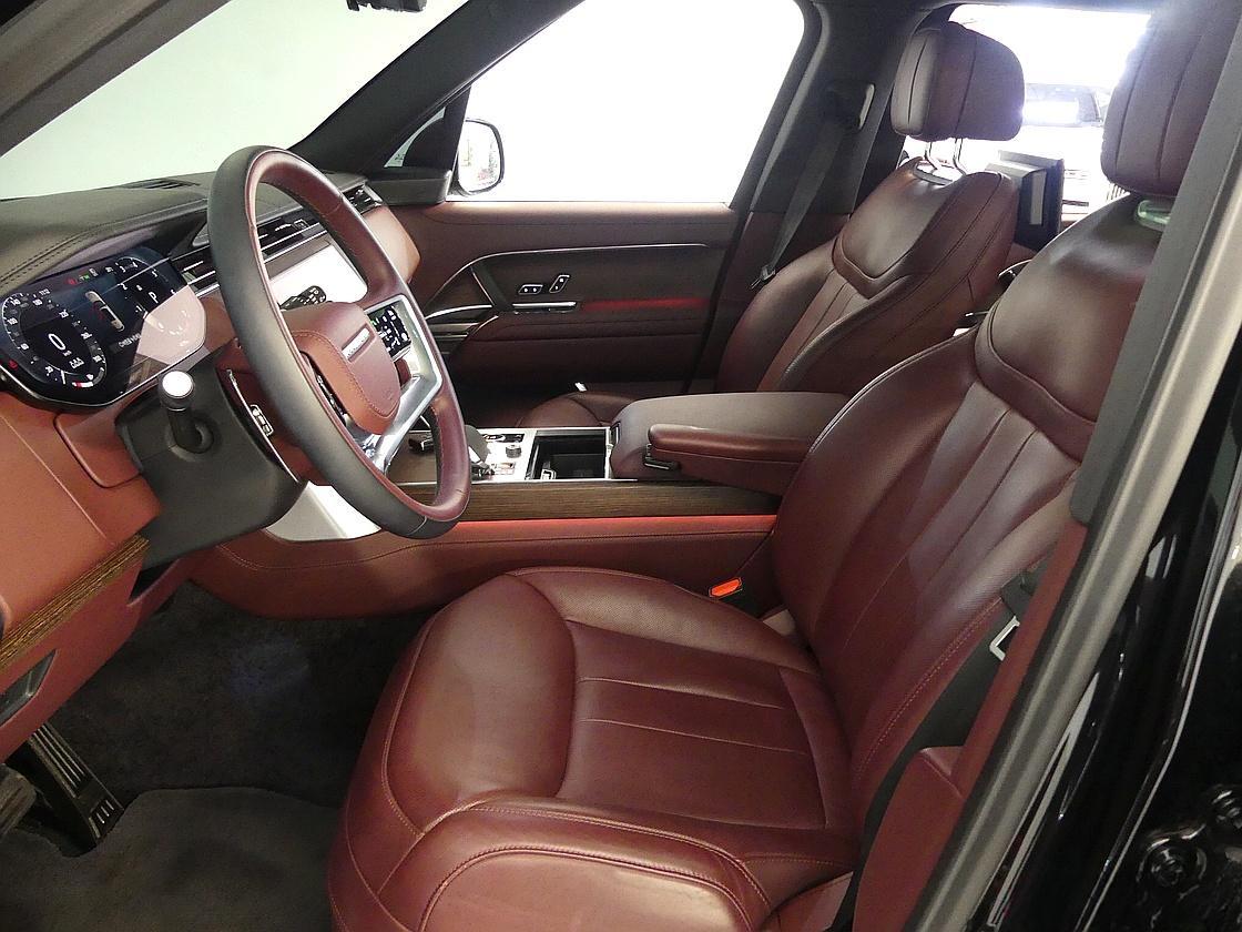 랜드로버 레인지로버 5세대 4.4 P530 LWB 오토바이오그래피