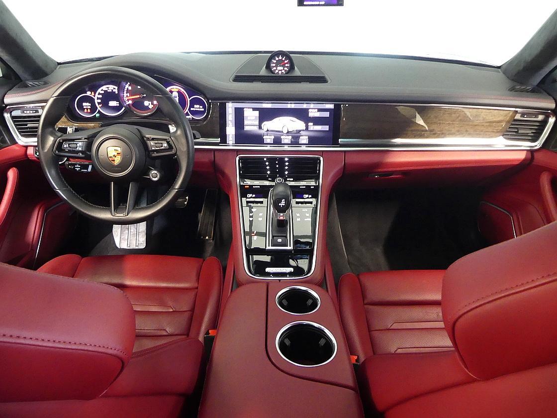 포르쉐 파나메라 2세대 4.0 GTS