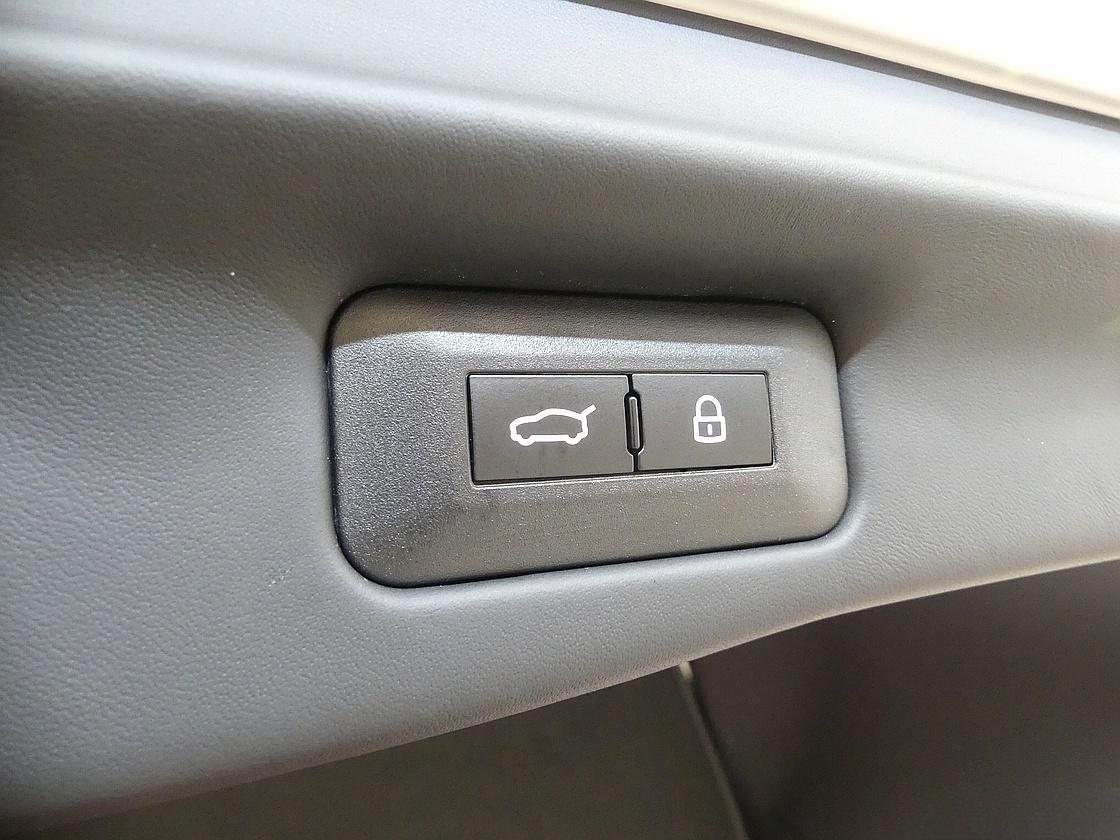 페라리 푸로산게 6.5 V12