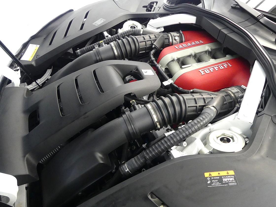 페라리 푸로산게 6.5 V12