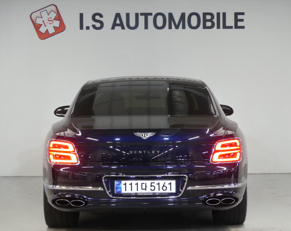 벤틀리 플라잉스퍼 3세대 4.0 아주르