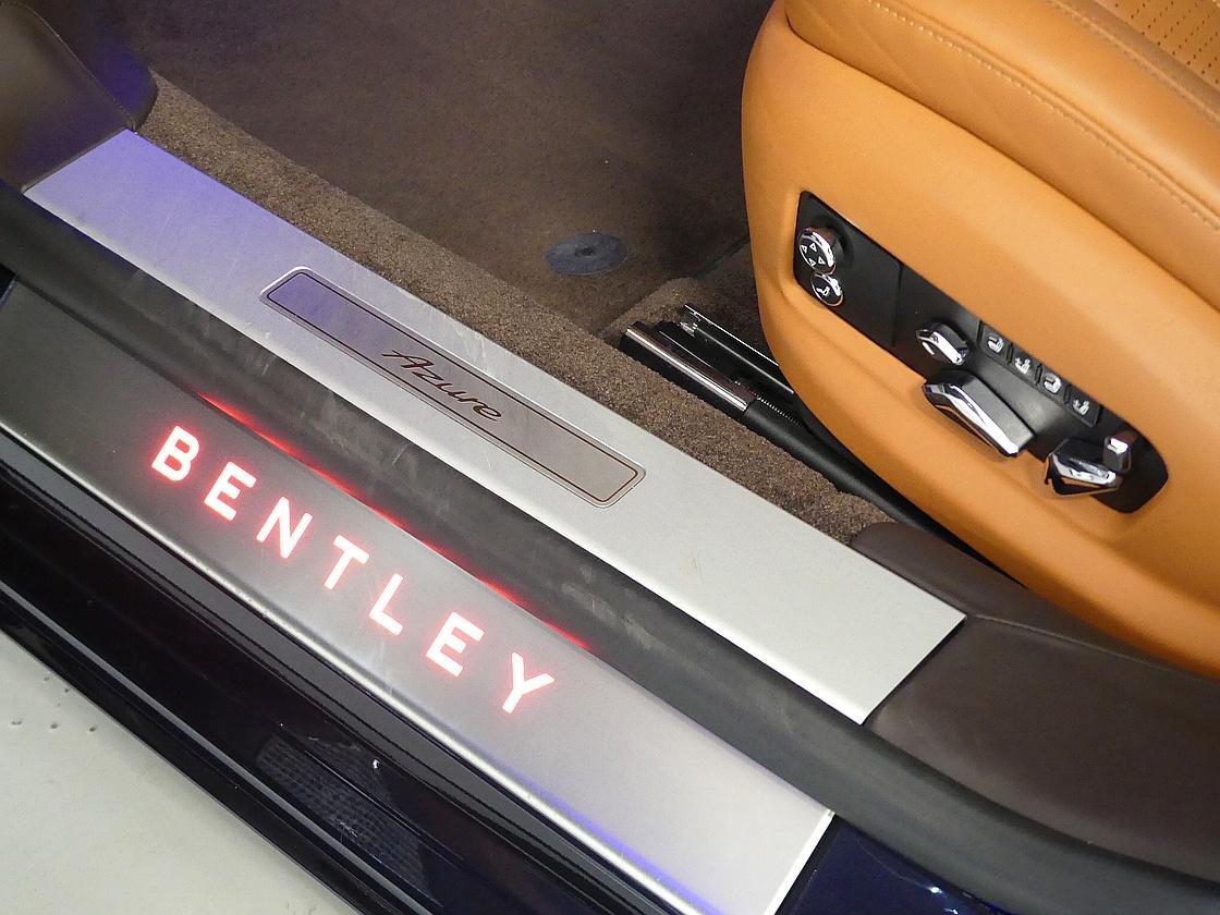 벤틀리 플라잉스퍼 3세대 4.0 아주르