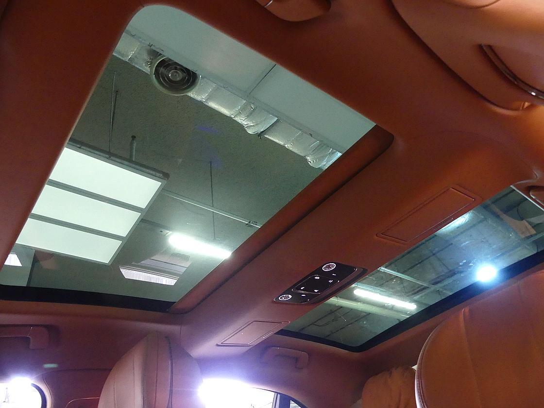 벤틀리 플라잉스퍼 3세대 4.0 아주르