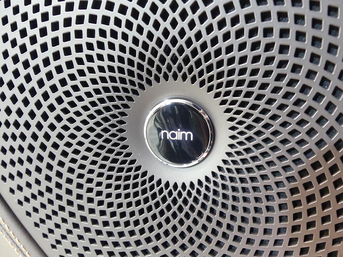 벤틀리 플라잉스퍼 3세대 4.0 아주르