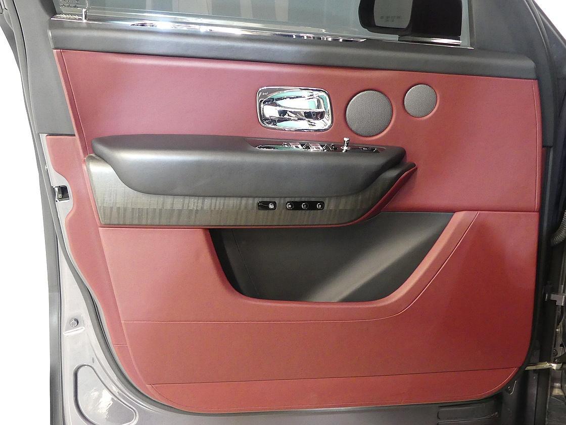 롤스로이스 컬리넌 6.7 V12