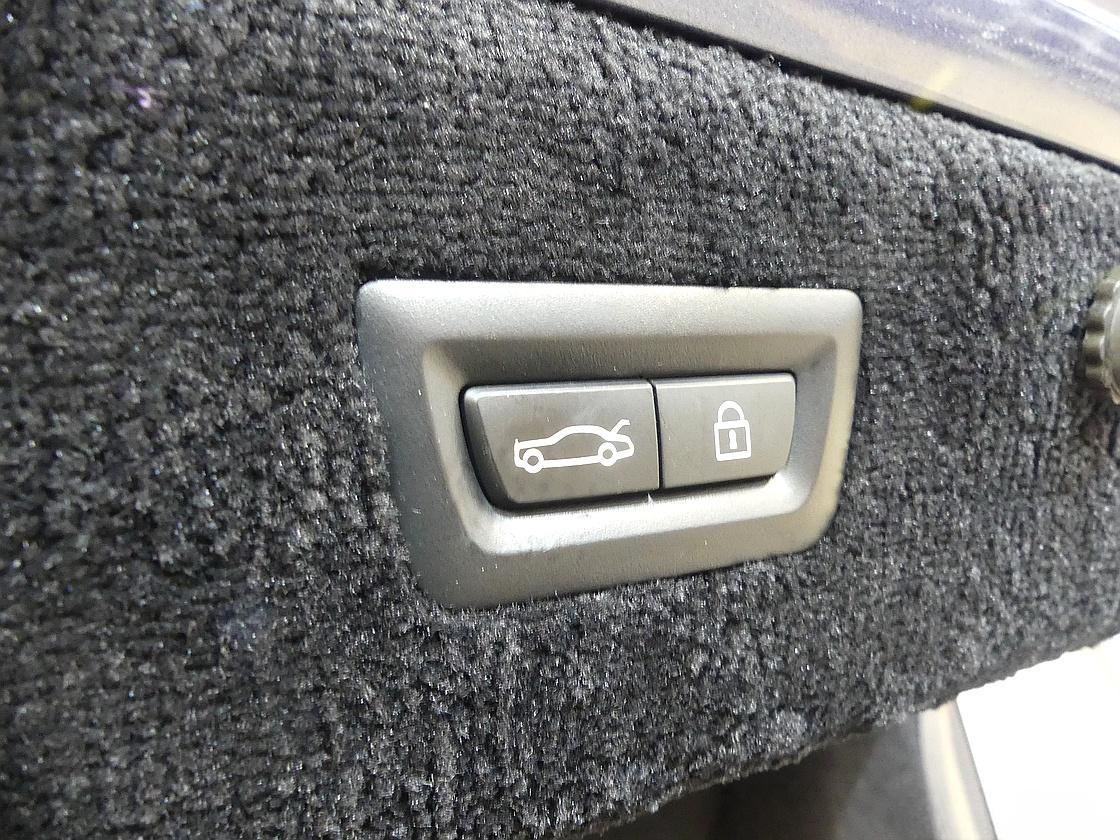 롤스로이스 고스트 2세대 6.7 V12 블랙 배지